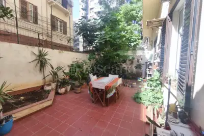 Palazzo in vendita, Via Domenico Costantino, Palermo
