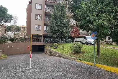 Box in vendita, Viale Bruno Pelizzi, Roma