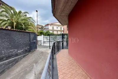 Casa Indipendente in vendita, Via Monte Grappa, Nicolosi