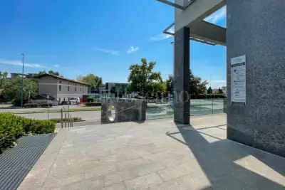 Ufficio in vendita, Via Branze, Brescia