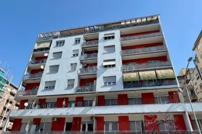 Casa in vendita, Via Tuscolana, Roma