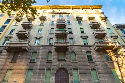 Casa in vendita, Viale Certosa 16, Milano