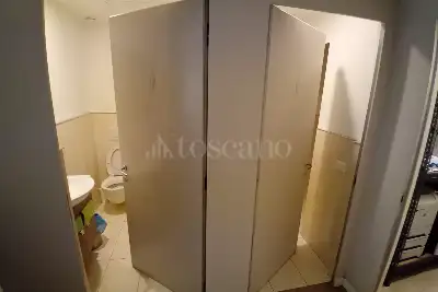 Negozio in vendita, Via dell'Archetto, Roma