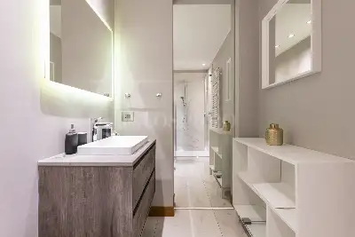 Casa in vendita, Via Chiossetto, Milano