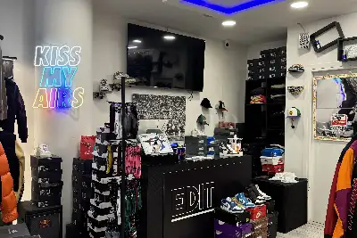 Negozio in vendita, Via dell'Appagliatore, Roma