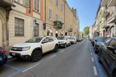 Ufficio in affitto, Via Luigi Cadorna, Como