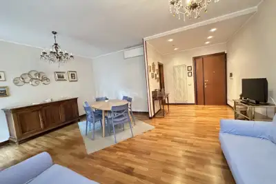 Casa in vendita, Via Umberto Saba, Roma