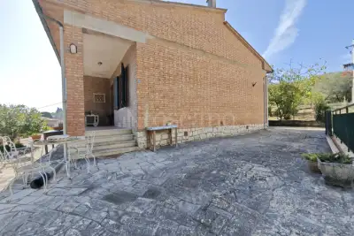 Casa Indipendente in vendita, Strada degli Agostoli, Siena