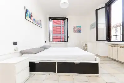 Casa in vendita, Via Luigi Porro Lambertenghi, Milano