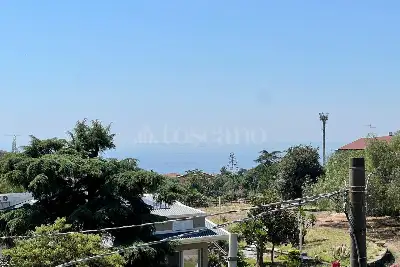 Casa in vendita, Via G. Leopardi, Gravina - confine Sant'Agata lì Battiati/Tremestieri Etneo, Gravina di Catania