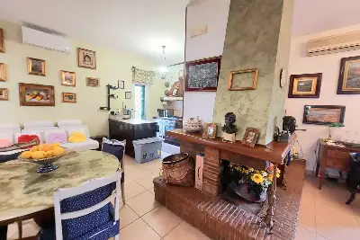 Villa in vendita, Via Pietrarsa, Pozzuoli