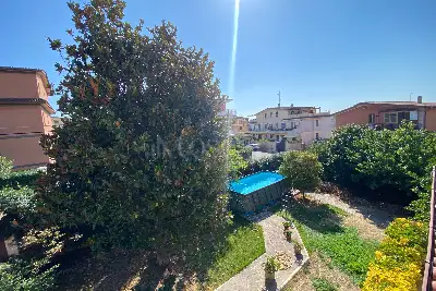 Villa Bifamiliare in vendita, Via Civate, Roma