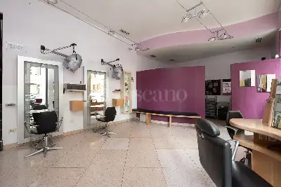 Attività Commerciale in vendita, Via Arezzo, Roma