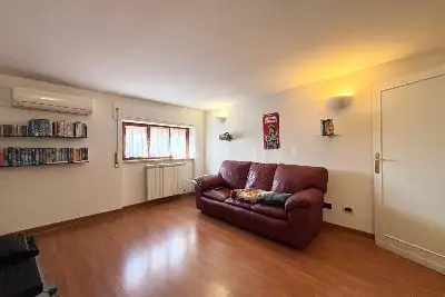 Casa in vendita, Via Edgardo Negri, Roma