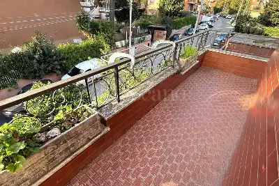 Villino a Schiera in vendita, Via degli Ossoli, Roma