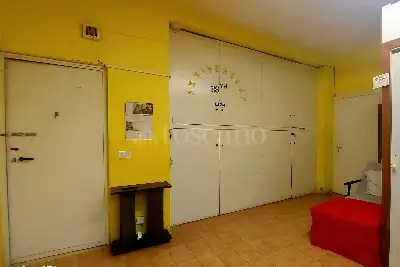 Laboratorio in vendita, Via Curio Dentato, Milano