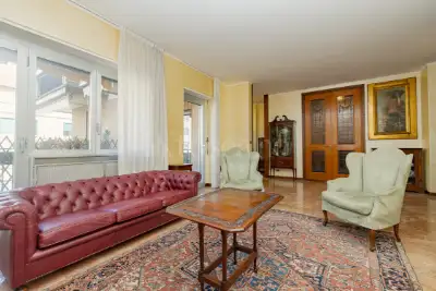 Casa in vendita, Via Luigi Giuseppe Faravelli, Milano