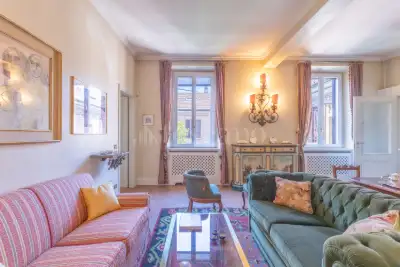 Casa in vendita, Via Correggio, Milano