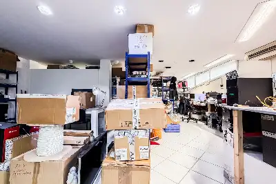 Negozio in vendita, Viale Aldo Moro, Olbia