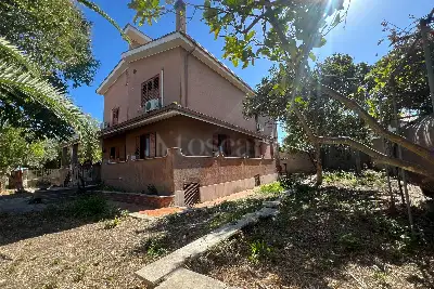 Villa in vendita, Via Pellegrino Strobel, Roma