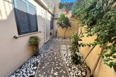 Villino a Schiera in vendita, Via Svezia, Pomezia