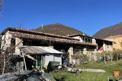 Casale in vendita, Monteclana, Nave