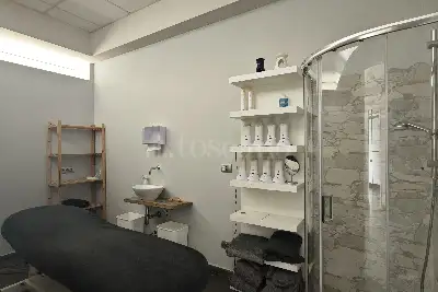 Negozio in vendita, Via Conte d'Arras, Siena