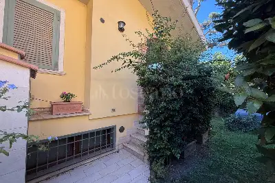 Villa Plurifamiliare in vendita, Via Numana, Fiumicino