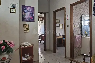 Casa in vendita, Via Montebello, Catania