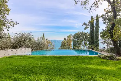 Villa in vendita, Via del Lido , Padenghe sul Garda