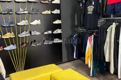 Attività Commerciale in vendita, Viale F. Petrarca, Latina