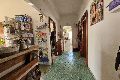 Casa in vendita, Via Svezia, Pomezia