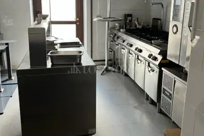 Negozio in affitto, Via Francesco Crispi, Avezzano