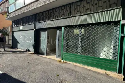 Negozio in affitto, Via dei Monti di Pietralata, Roma