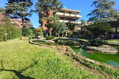 Villa Bifamiliare in vendita, Via delle Vigne di Morena, Roma, Roma