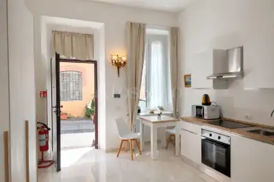 Palazzo in vendita, Via San Giovanni, Cagliari