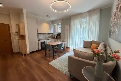 Casa in vendita, Via Luigi Sordello, Milano