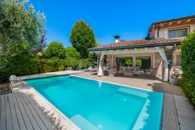 Villa in vendita, Via San Zeno, Lonato del Garda