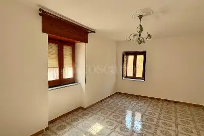 Casa Indipendente in vendita, Via Serra, Capriglia Irpina