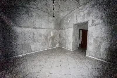 Negozio in affitto, Via Verdi , Caserta