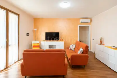 Casa in vendita, Via Lorenzini, Desenzano del Garda