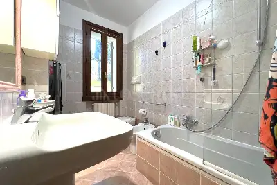 Casa in vendita, Via Castelletto, Pozzolengo