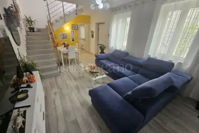 Casa in vendita, Via Dante Alighieri, Lurate Caccivio