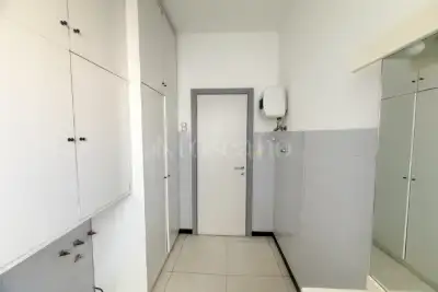 Negozio in affitto, Via Gian Carlo Camozzini, Verona