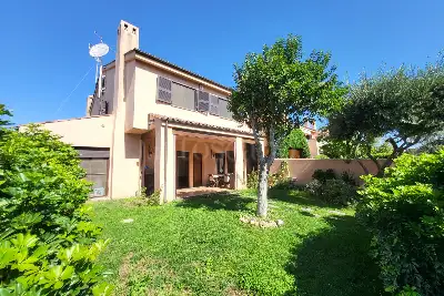 Villa Bifamiliare in vendita, Via Giulio Bas, Roma