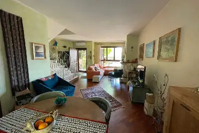 Villino a Schiera in vendita, Via Monte Gran Sasso, Selargius