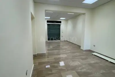 Negozio in affitto, Via XX Settembre, Avezzano