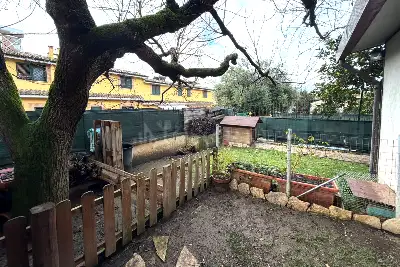 Casa in vendita, Via Malgrate, Roma