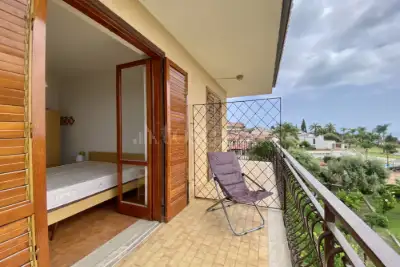 Casa in vendita, via Nuova, Letojanni
