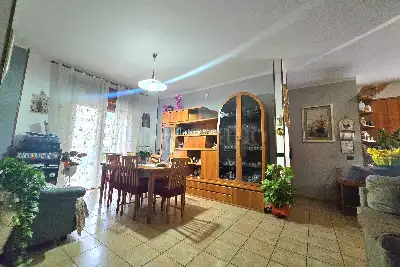 Casa in vendita, Via Massimo d'Azeglio, Lumezzane